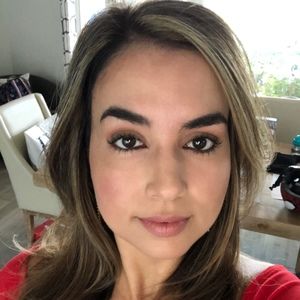 Meet your Posher, Yoandra